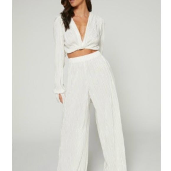 Two Piece Set - Picture 1 of 5